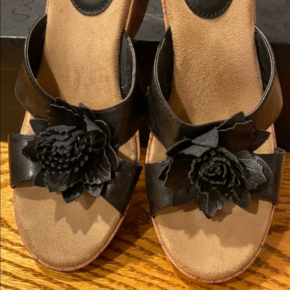 GNW Jenelle sandals, I great condition